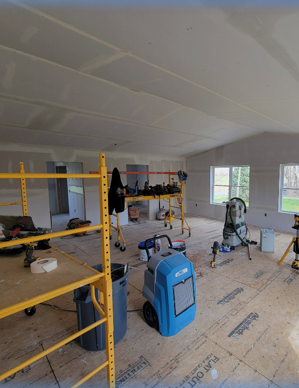 Large vaulted interior in drywall stage